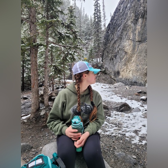 Meet your Posher, Annora - Picture 1 of 1